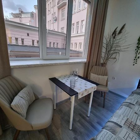 Студио В Центъра На Бургас Lägenhet Exteriör bild